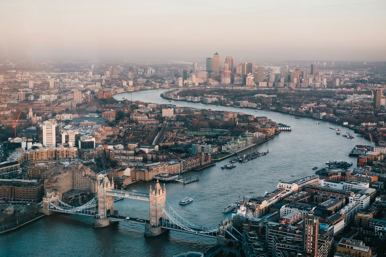 London: Pubs, Free Museums and the Energy of an Inexhaustible Capital in 7 Days