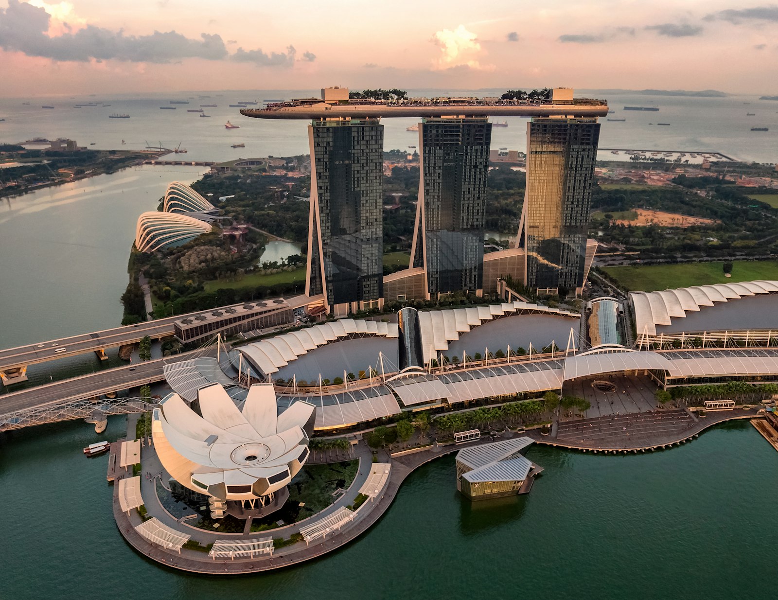 Singapore: Futurism, Hawker Centers and Impossible Gardens in 5 Days